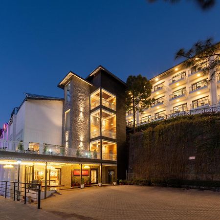 Отель Ramada By Wyndham Касаули Экстерьер фото